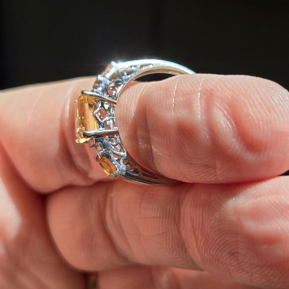 10k white gold Emerald cut citrine & diamond ring sz8 - Picture 9 of 13